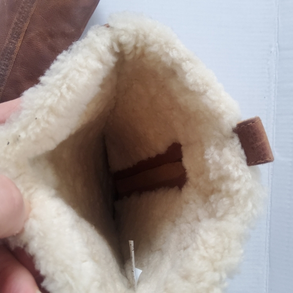 UGG Hartley Leather Boots Chestnut Size 7 - Picture 3 of 14